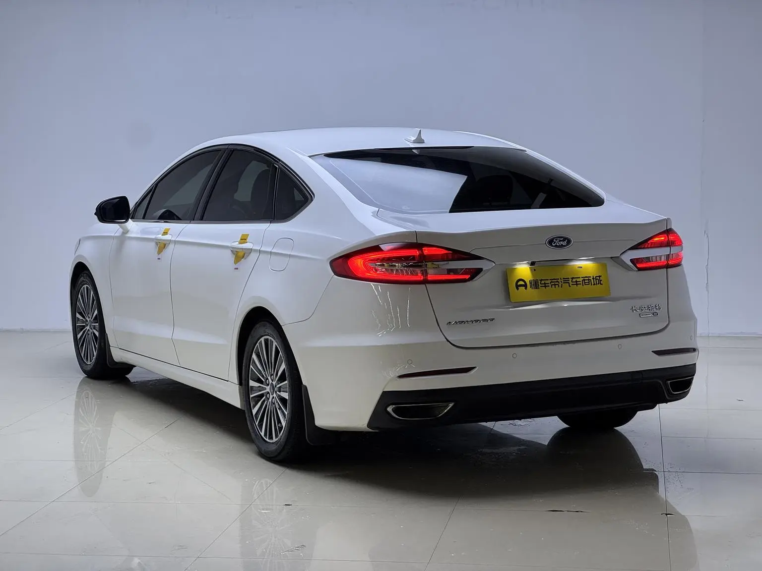 Ford Mondeo 2019 EcoBoost 180 Smart Fashion China VI