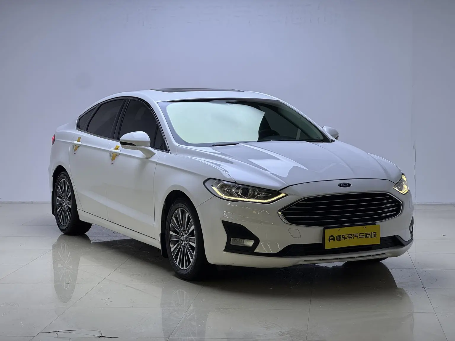 Ford Mondeo 2019 EcoBoost 180 Smart Fashion China VI