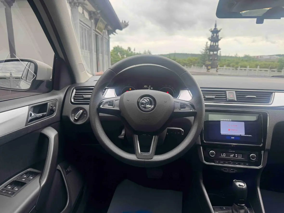 Skoda Sharp 2019 1.5L Auto Comfort China VI