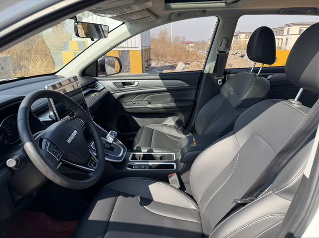 Haval M6 2021 PLUS 1.5T DCT Luxury Connected