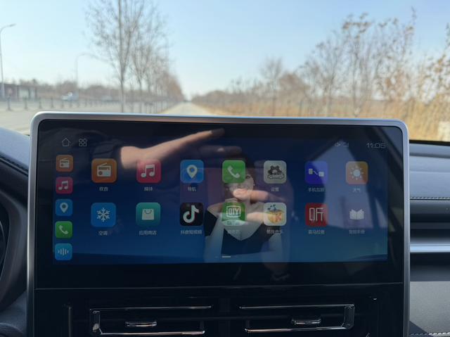 Haval M6 2021 PLUS 1.5T DCT Luxury Connected