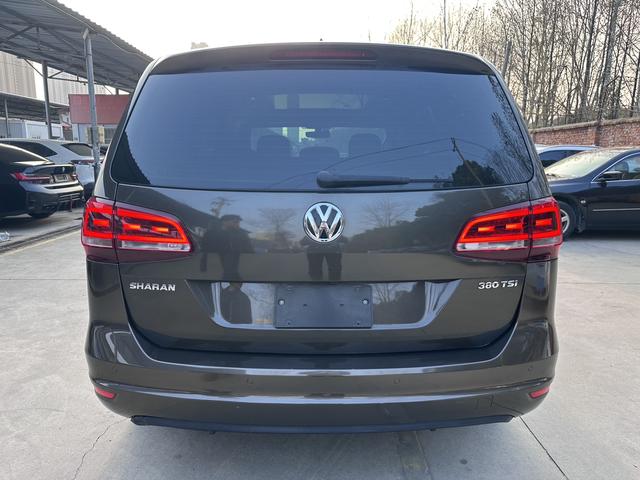 Volkswagen Sharan 2018 380TSI Shu 7 seat