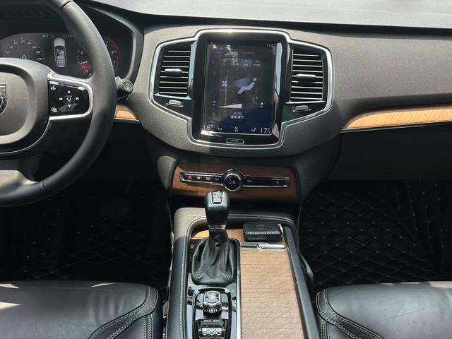 Volvo XC90 2018 T6 Smart Elegant 7 seat