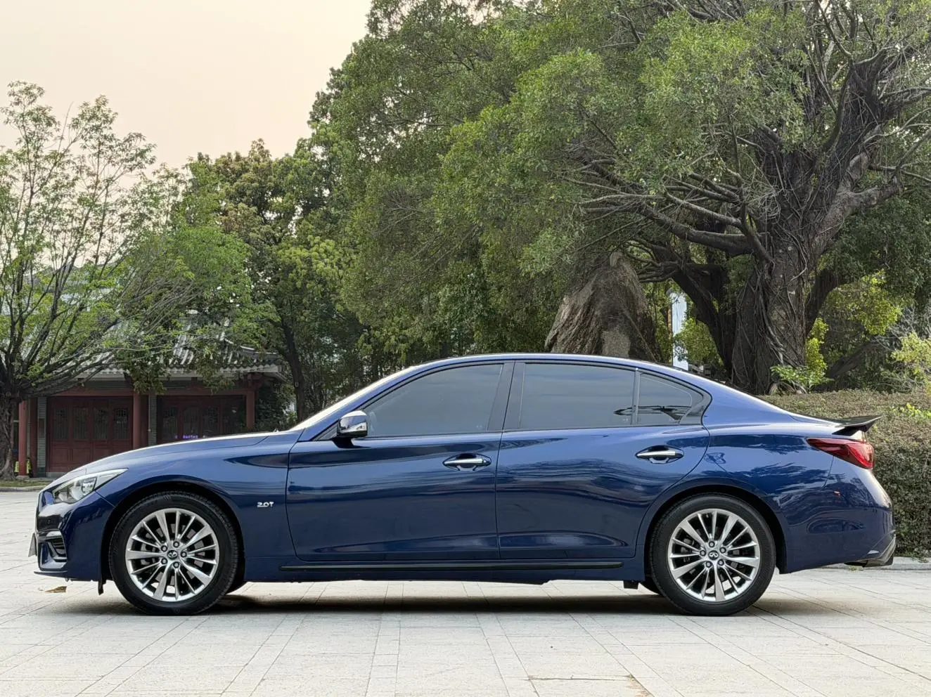 Infiniti Q50L 2018 2.0T China VI