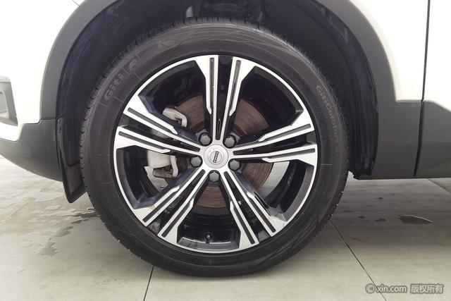 Volvo XC40 2021 T4 4WD Vision Luxury