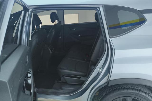 Chevrolet Orlando 2018 Redline 530T Auto Drive (5+2) China V