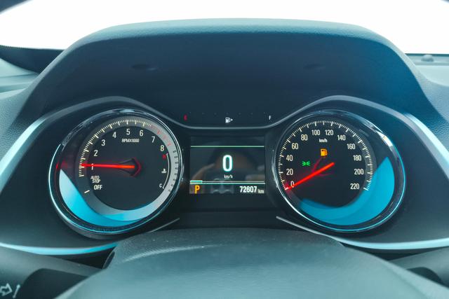 Chevrolet Orlando 2018 Redline 530T Auto Drive (5+2) China V