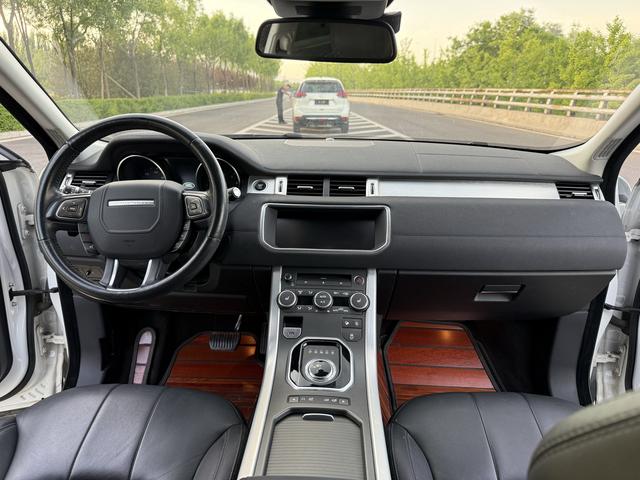 Land Rover Range Rover Evoque 2018 240PS SE Smart Shine