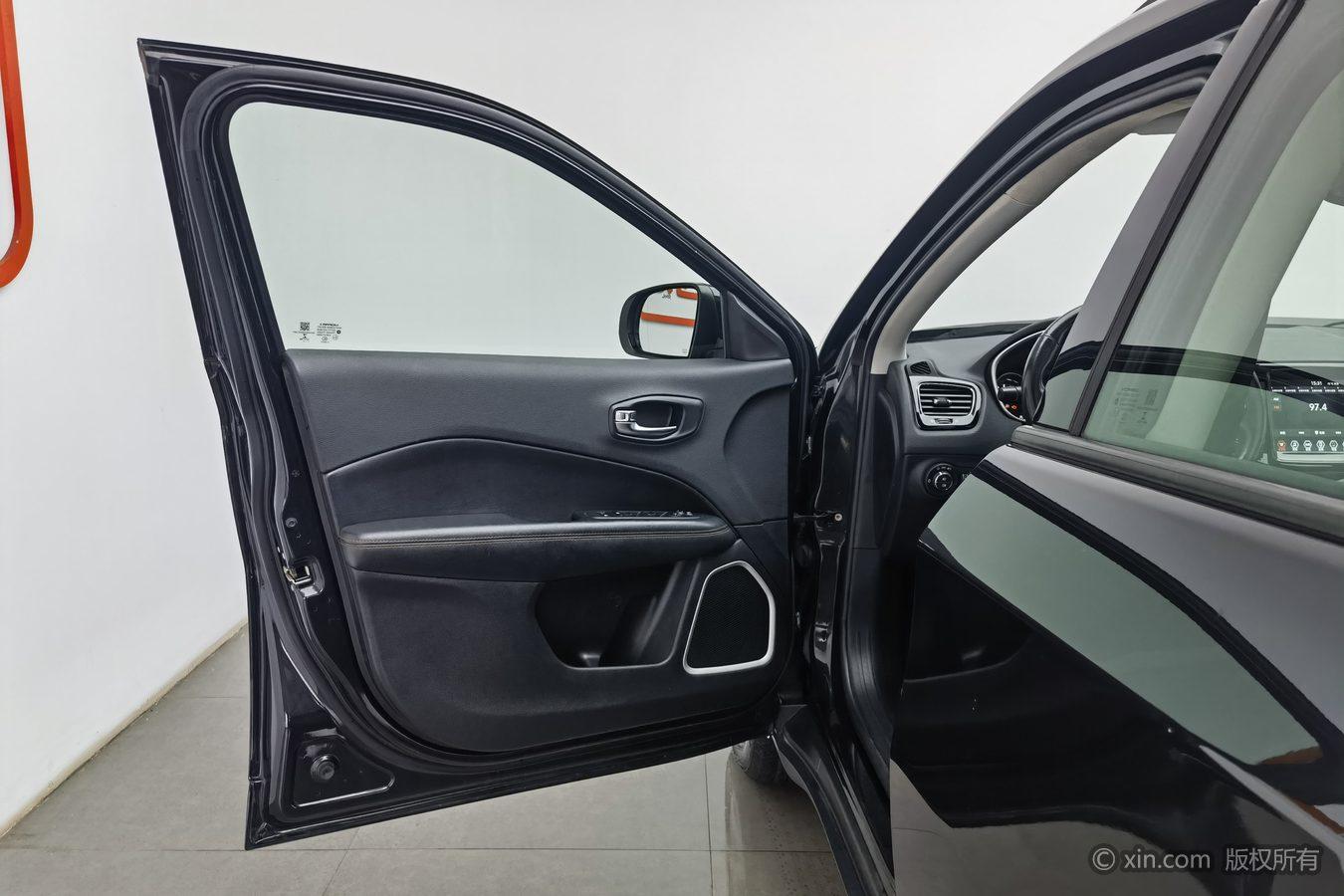 Jeep Compass 2019 220T Auto