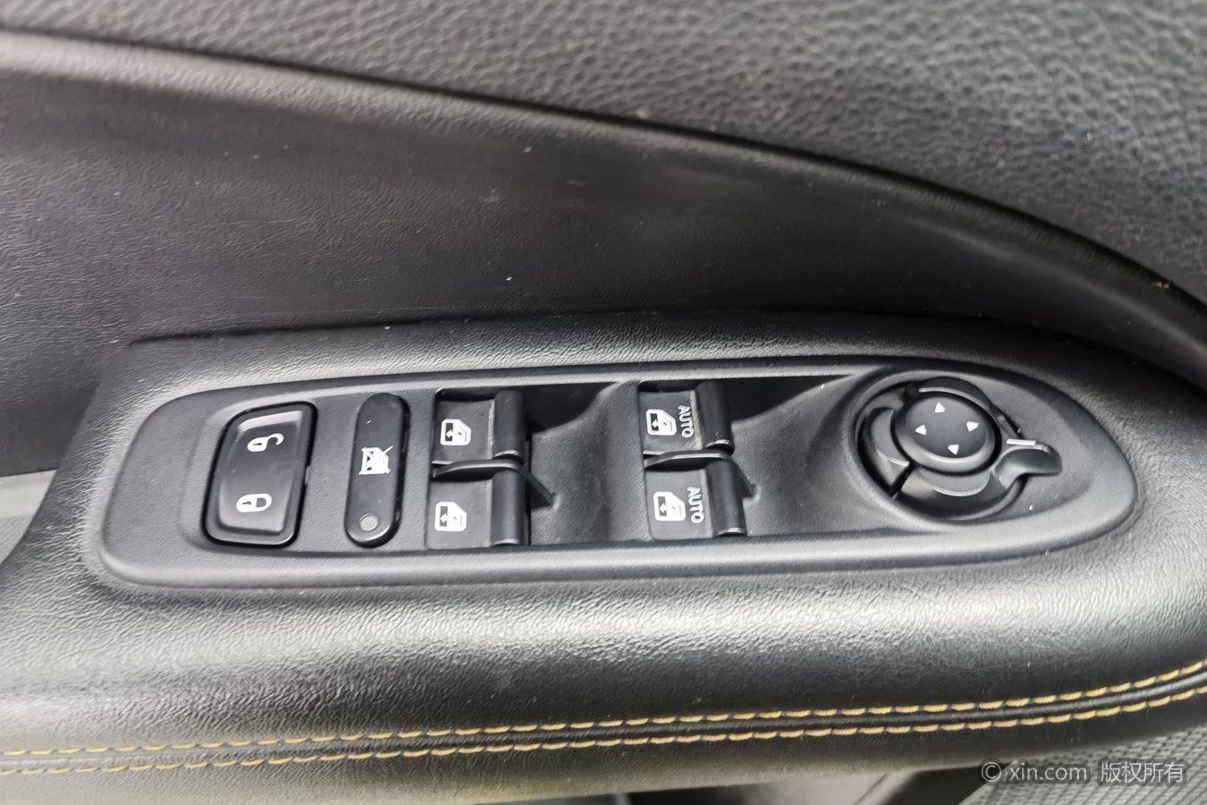 Jeep Compass 2019 220T Auto