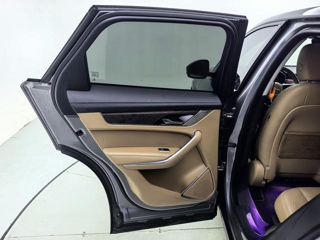 Jaguar F-PACE 2023 P250 HSE