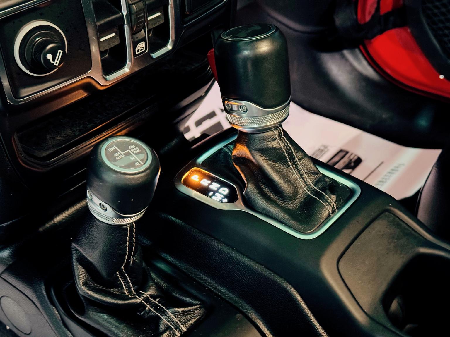 Jeep 2021 2.0T Sahara