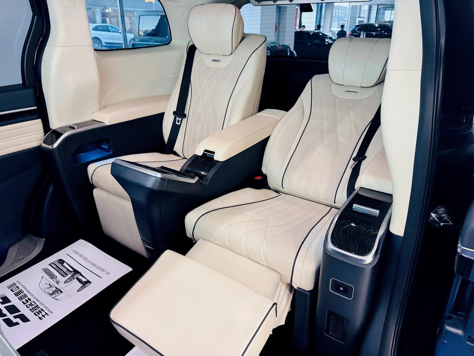 GAC Trumpchi Trumpchi M8 2021 Da Series 390T seat Premium Premium