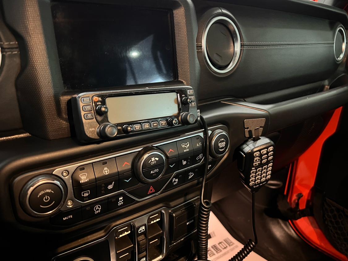 Jeep 2019 2.0T Sahara China VI
