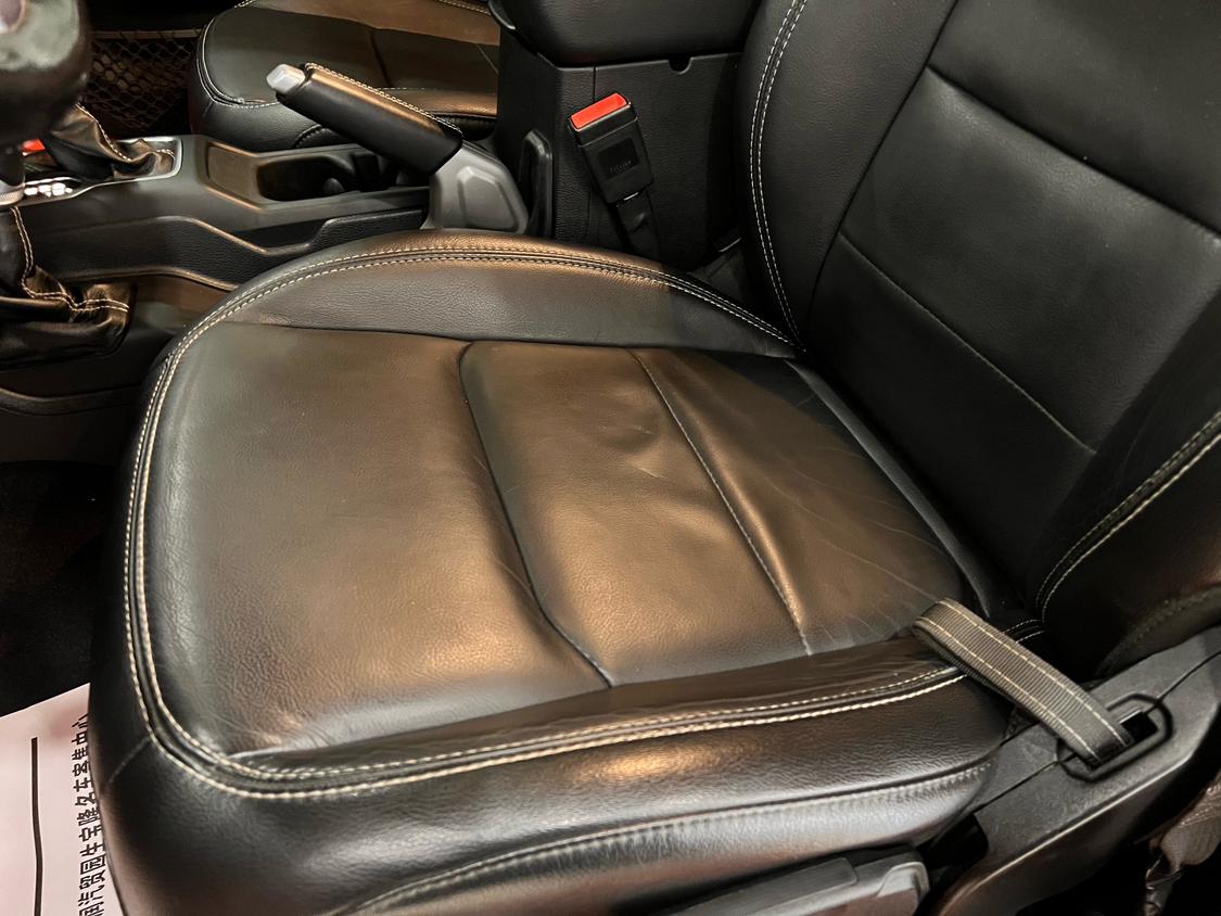 Jeep 2019 2.0T Sahara China VI