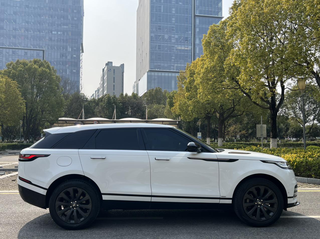Land Rover Range Rover Star 2020 P380 R-DYNAMIC SE