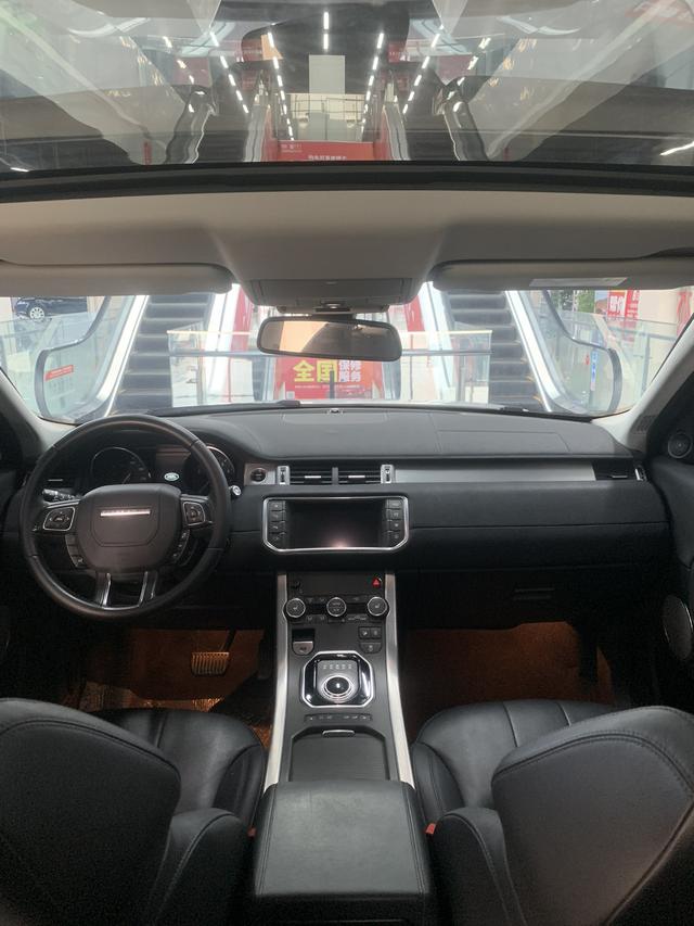 Land Rover Range Rover Evoque 2018 240PS PURE Fashion