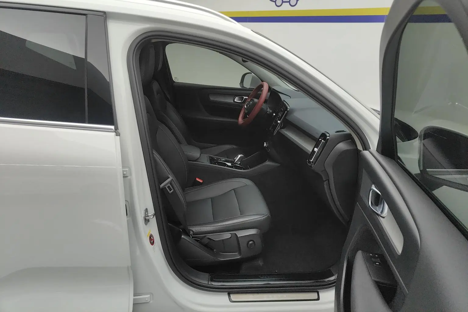 Volvo XC40 2021 T4 4WD Vision Luxury