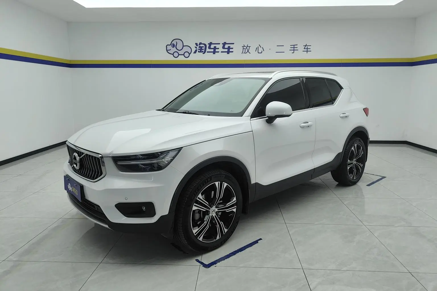 Volvo XC40 2021 T4 4WD Vision Luxury