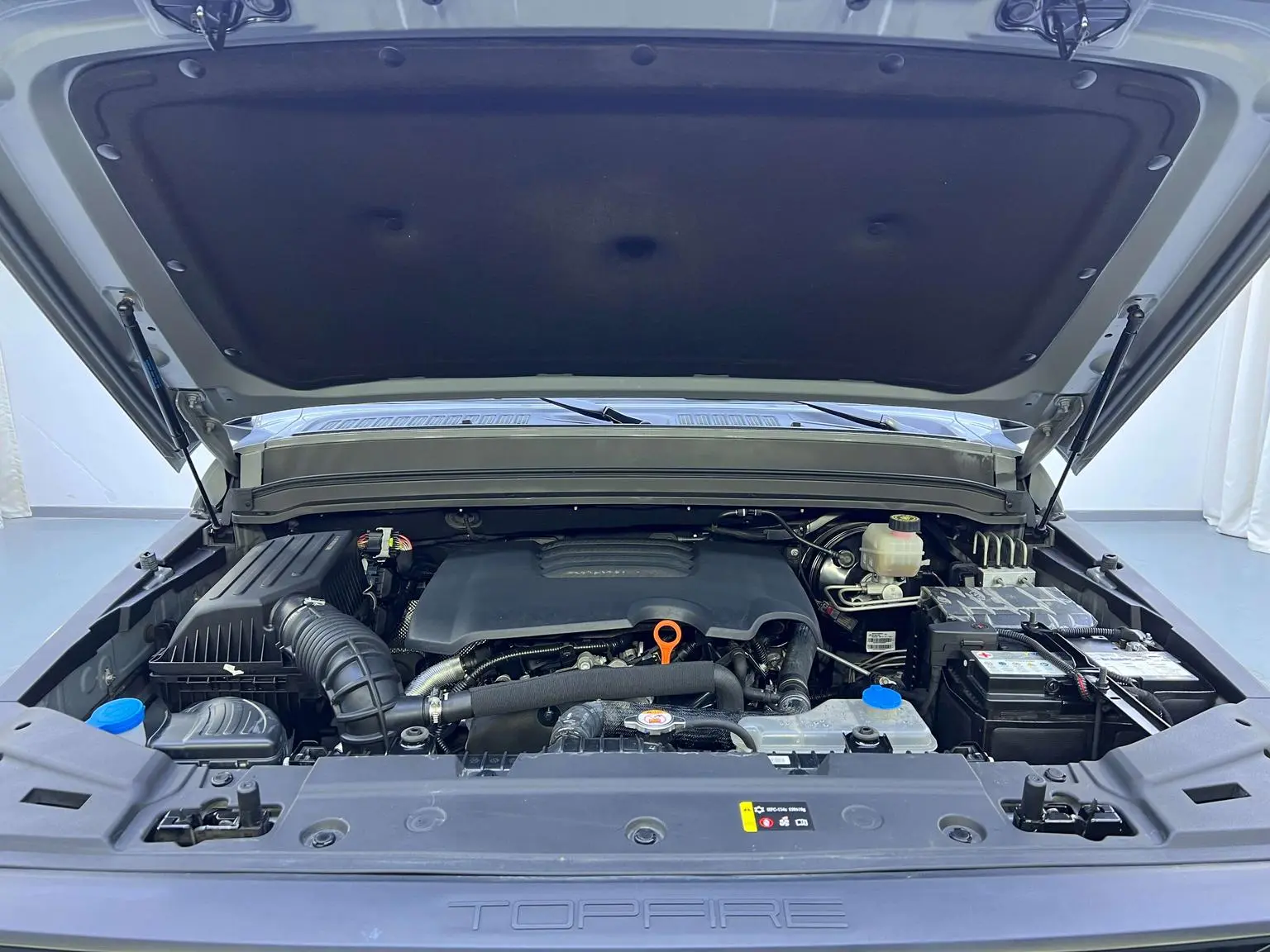 300 2023 2.0T
