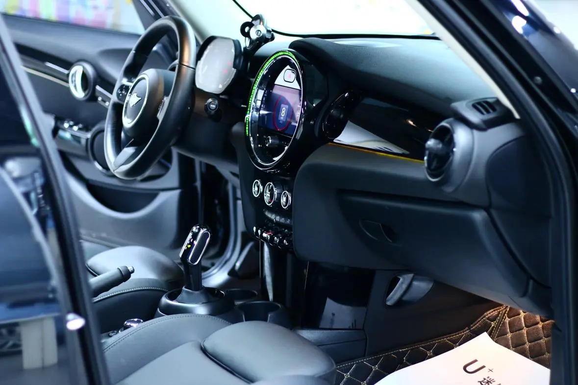 MINI MINI 2023 1.5T COOPER 5