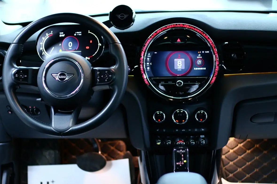 MINI MINI 2023 1.5T COOPER 5