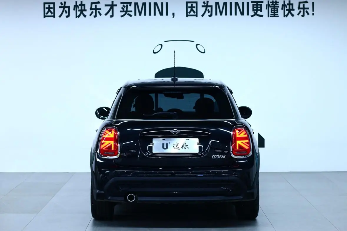 MINI MINI 2023 1.5T COOPER 5