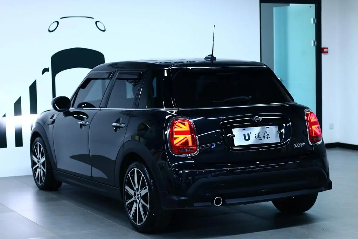 MINI MINI 2023 1.5T COOPER 5