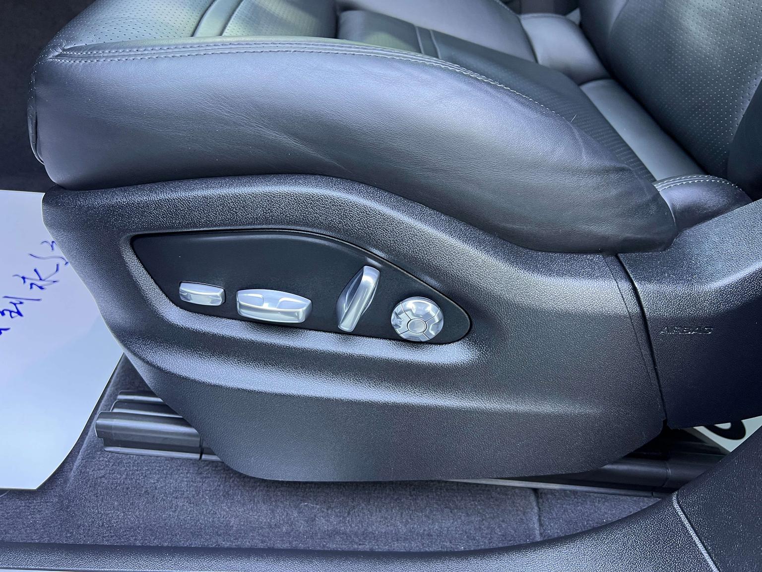 Porsche Cayenne 2019 Cayenne 3.0T