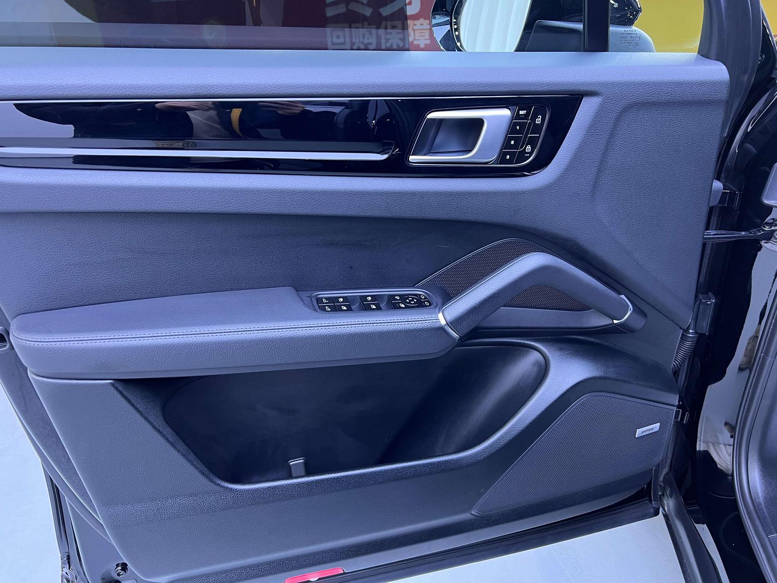 Porsche Cayenne 2019 Cayenne 3.0T