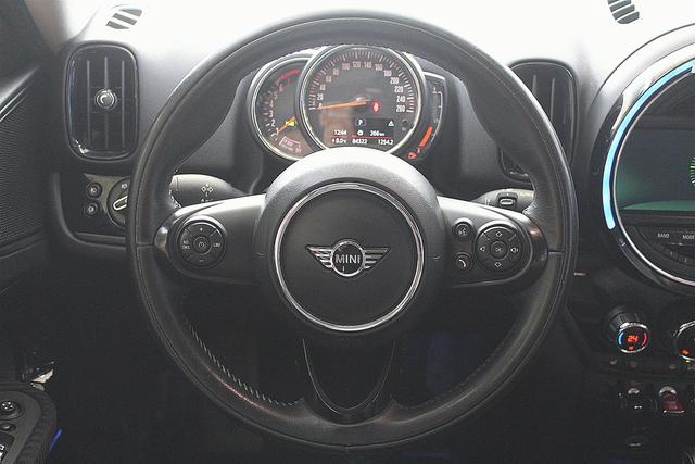 MINI COUNTRYMAN 2018 1.5T COOPER ALL4 Classic group