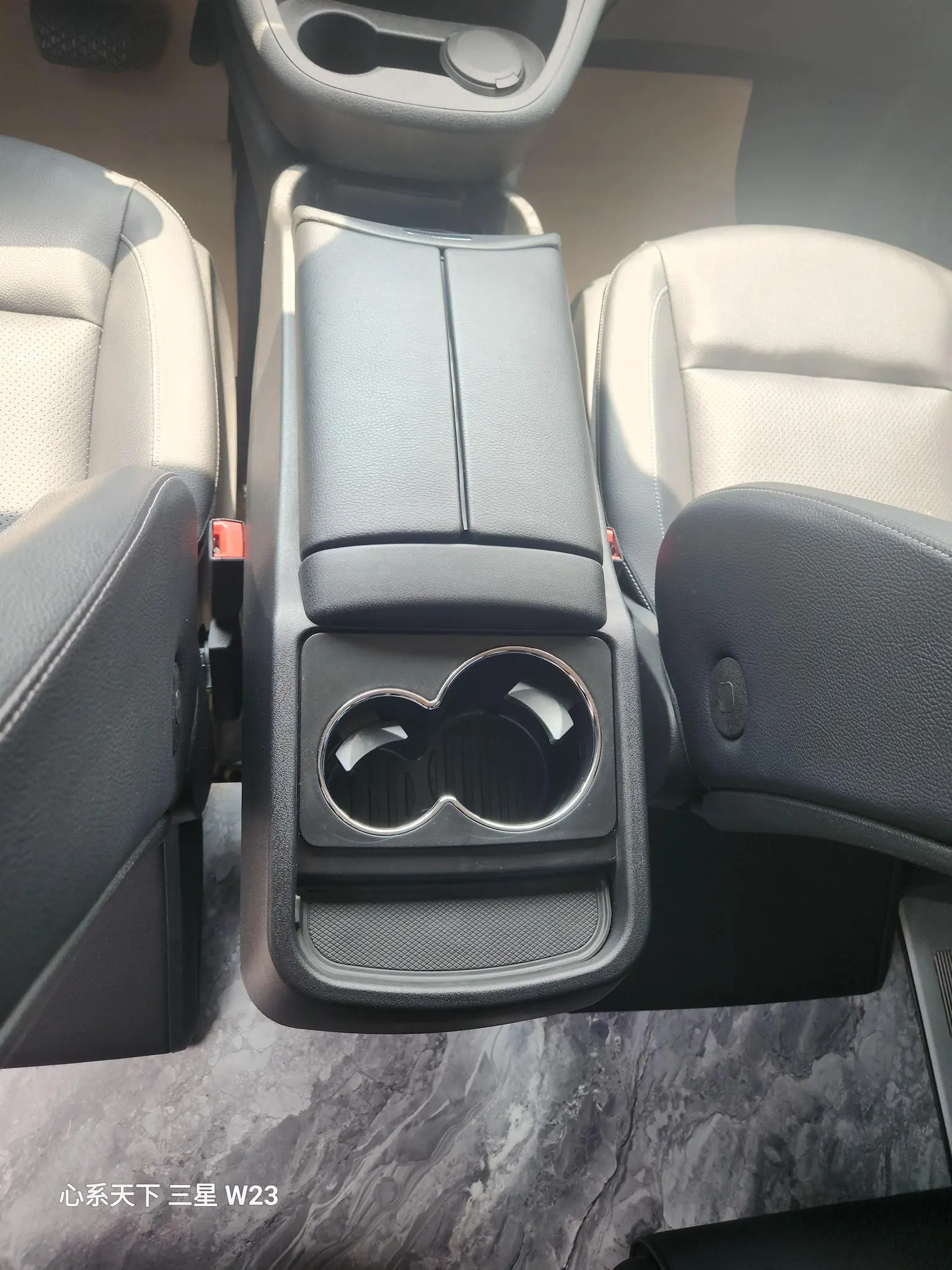 Mercedes-Benz 2023 2.0T Business 7 seat