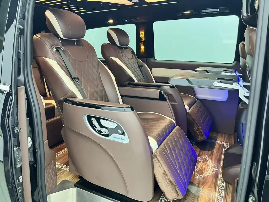 Mercedes-Benz 2021 2.0T Elite 7 seat