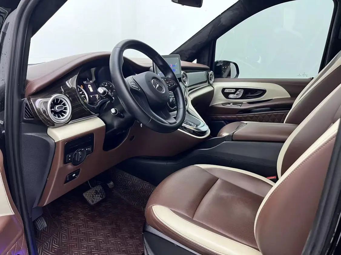 Mercedes-Benz 2021 2.0T Elite 7 seat