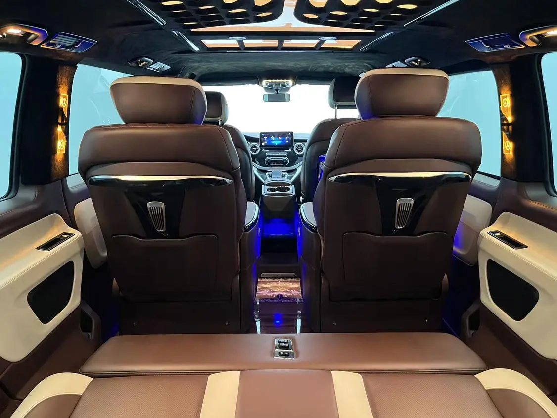Mercedes-Benz 2021 2.0T Elite 7 seat