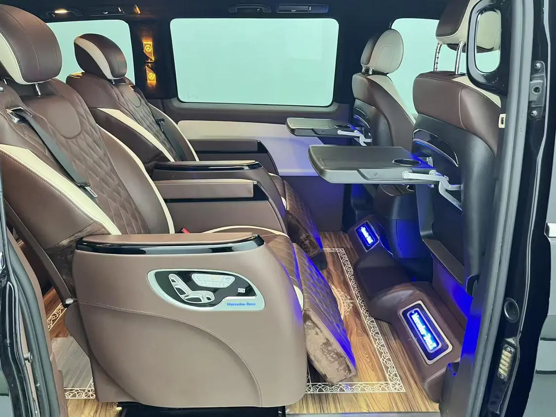 Mercedes-Benz 2021 2.0T Elite 7 seat