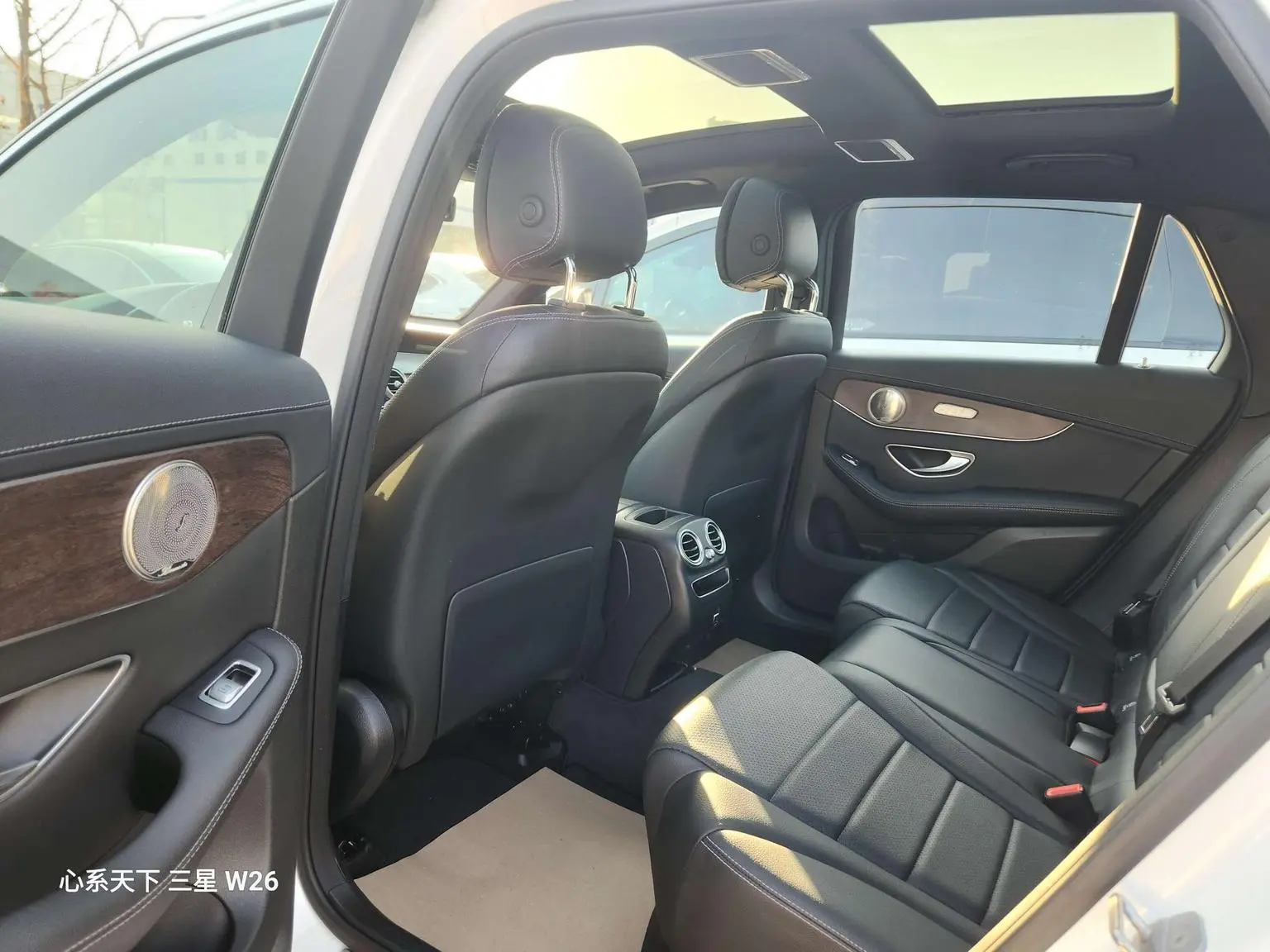 Mercedes-Benz GLC 2022 Facelift GLC 260 L 4MATIC Dynamic