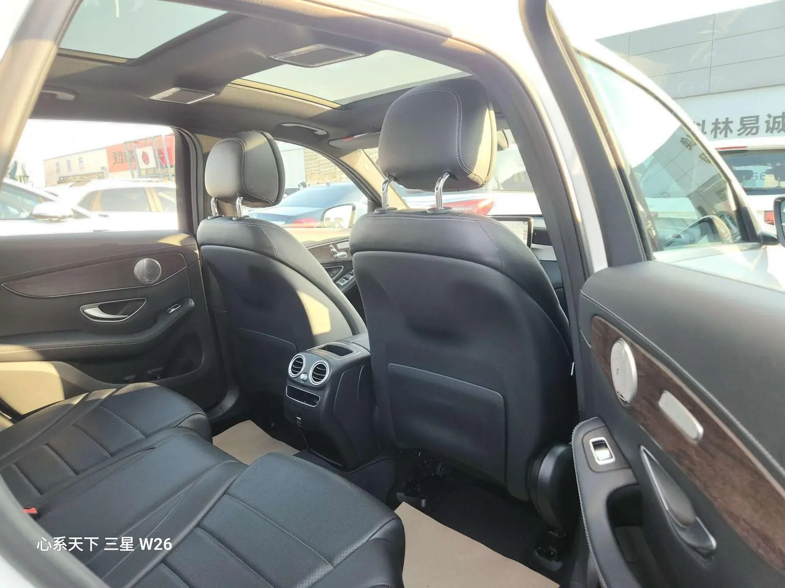 Mercedes-Benz GLC 2022 Facelift GLC 260 L 4MATIC Dynamic