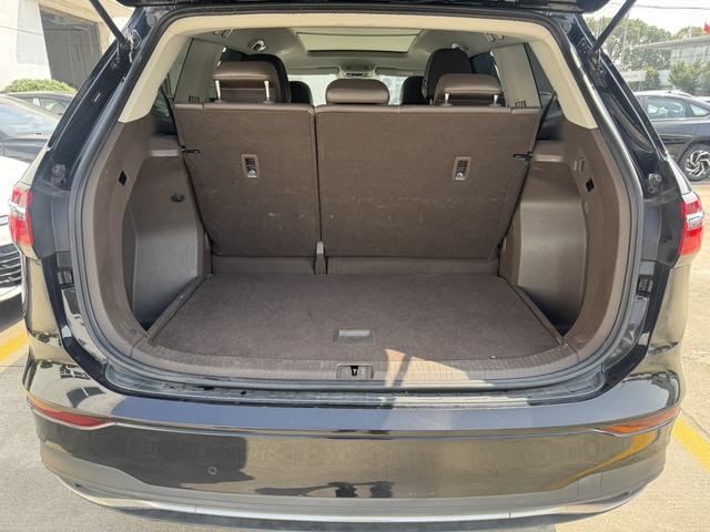 Volkswagen Viloran 2024 330TSI Business