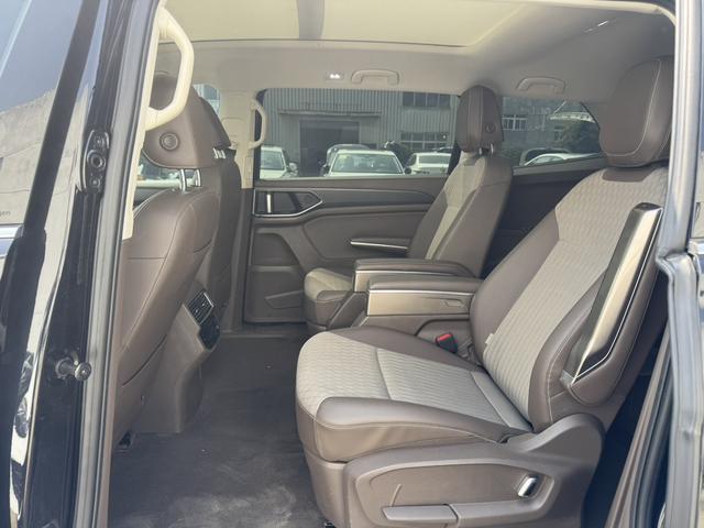 Volkswagen Viloran 2024 330TSI Business