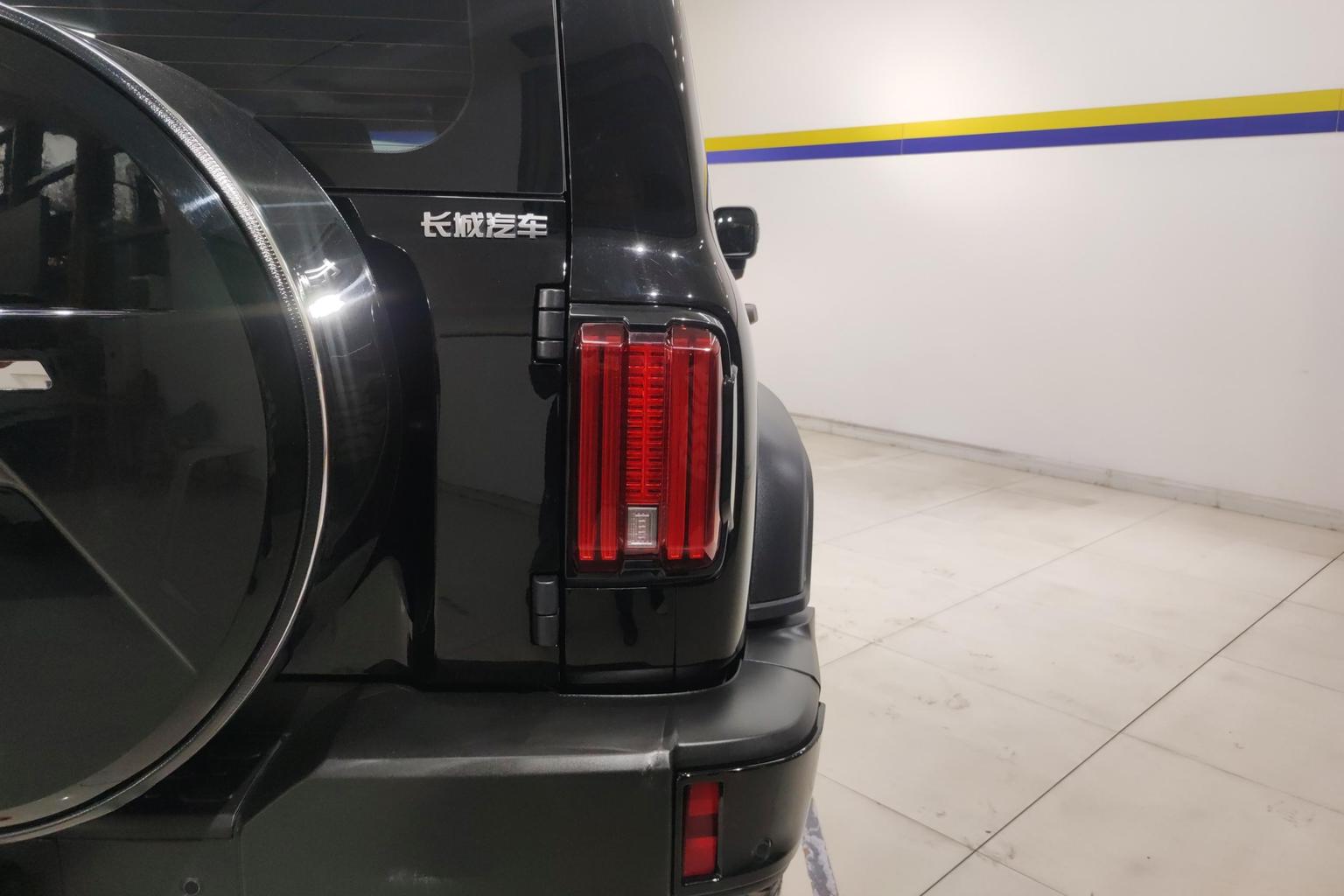 300 2024 2.0T