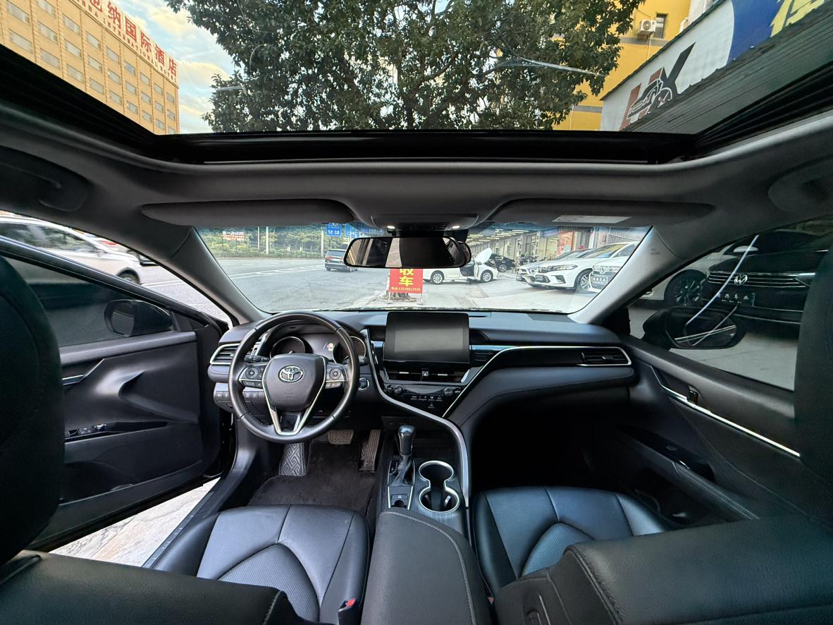 Toyota Camry 2023 2.0G Luxury