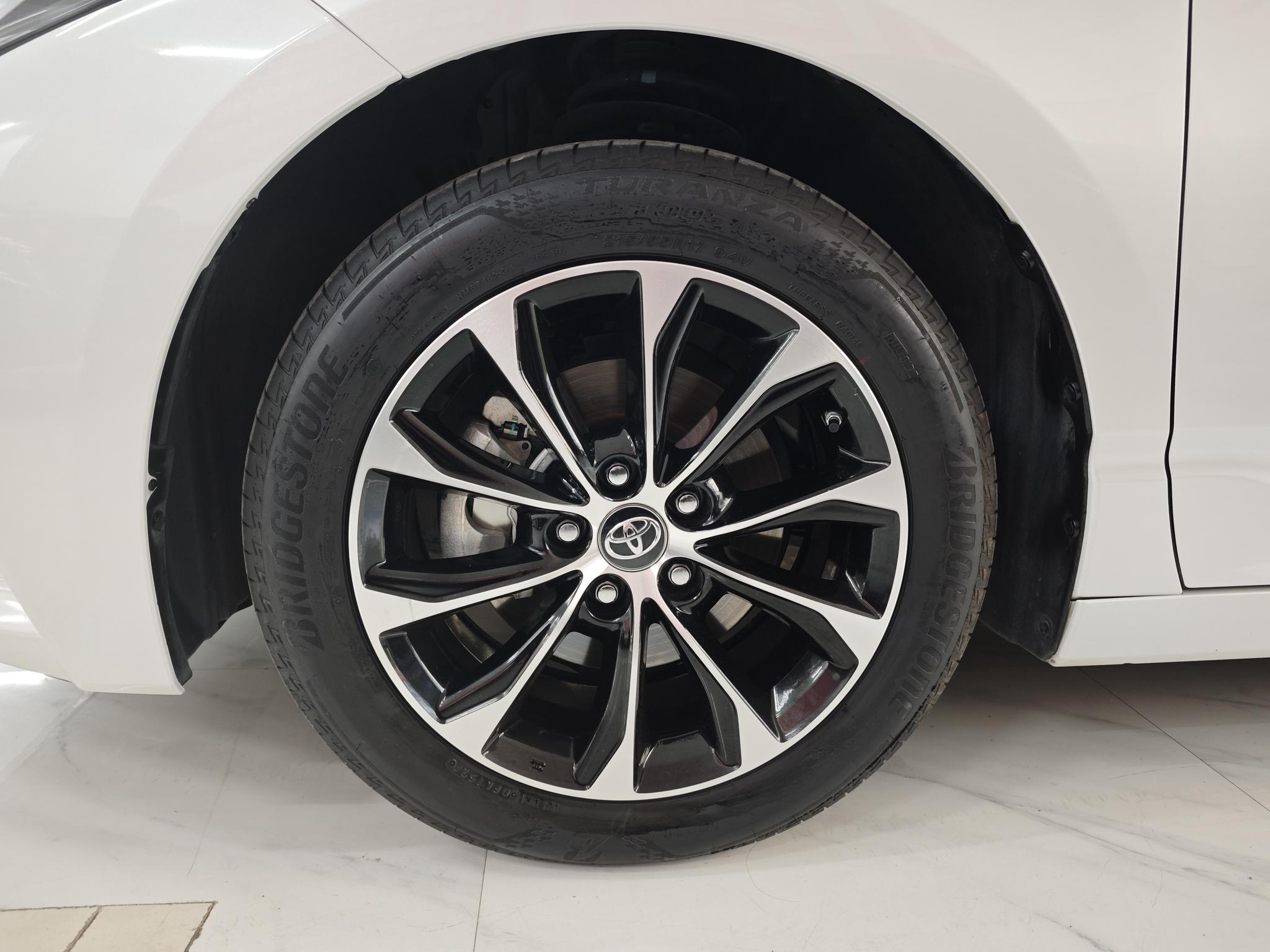 Toyota Avalon 2023 2.5L Auto Luxury