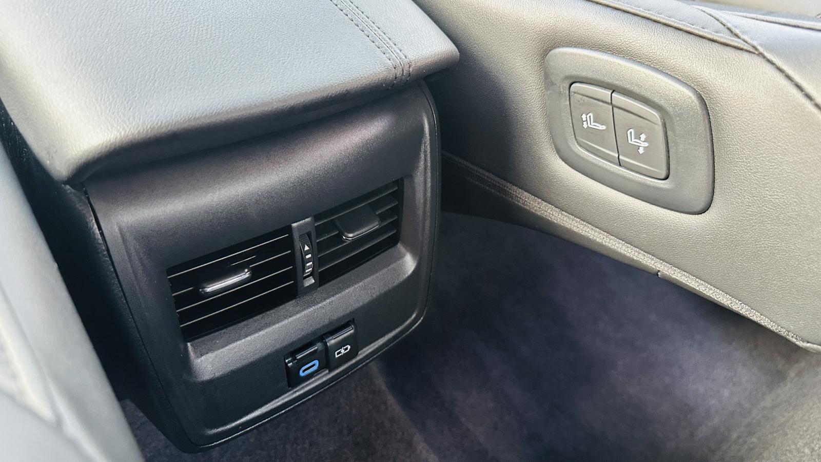Toyota Avalon 2023 2.5L Auto Luxury