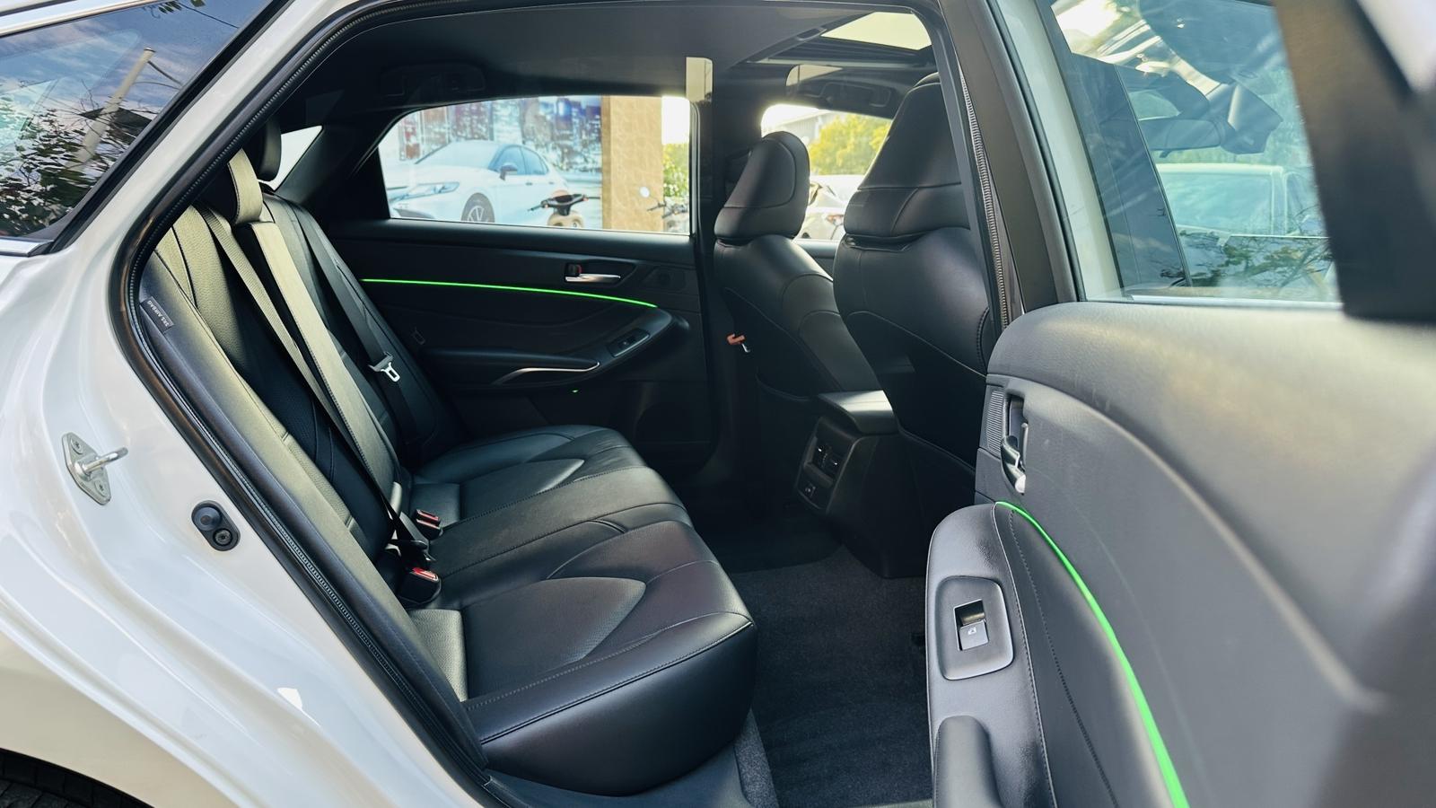 Toyota Avalon 2023 2.5L Auto Luxury