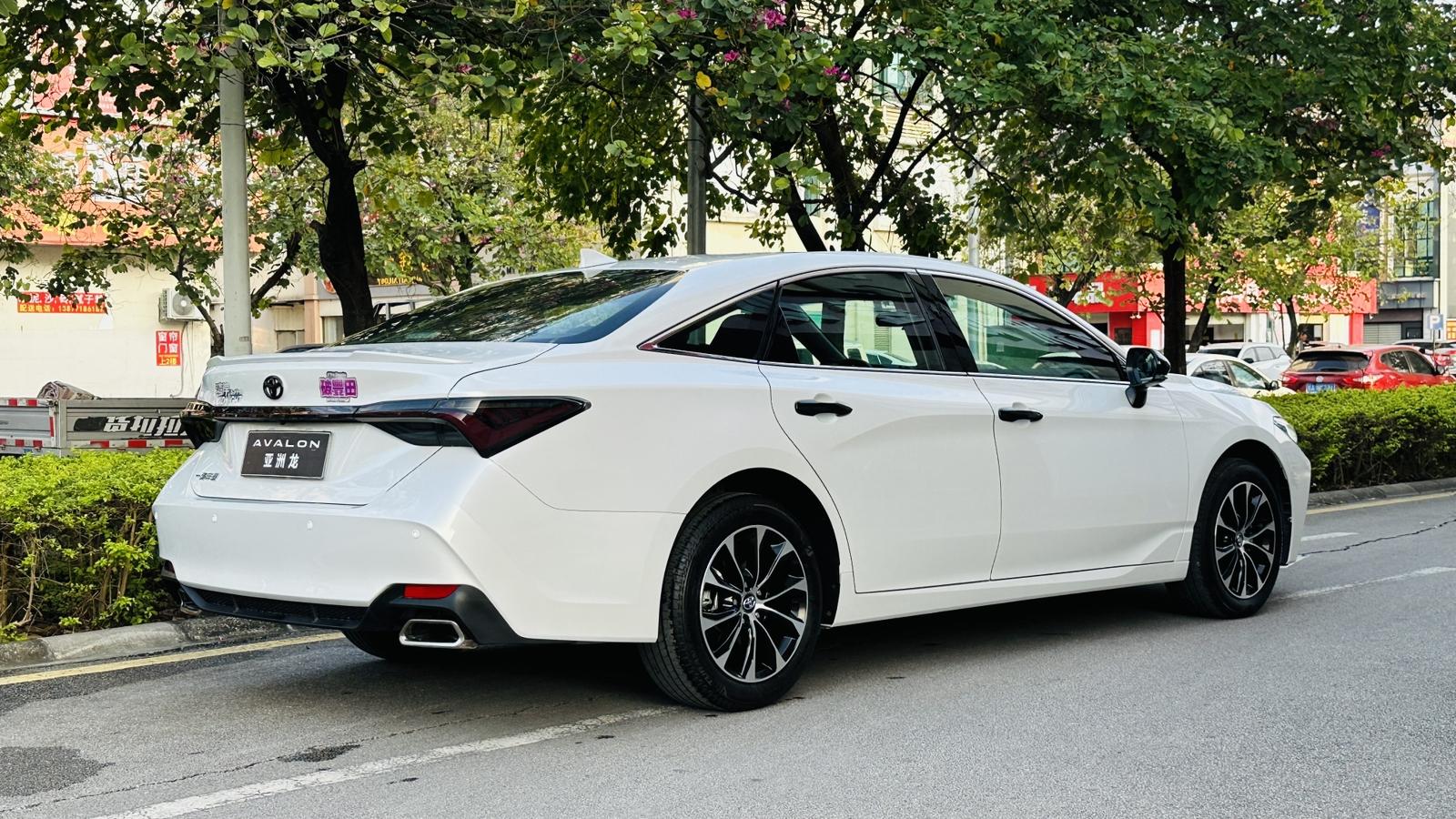 Toyota Avalon 2023 2.5L Auto Luxury