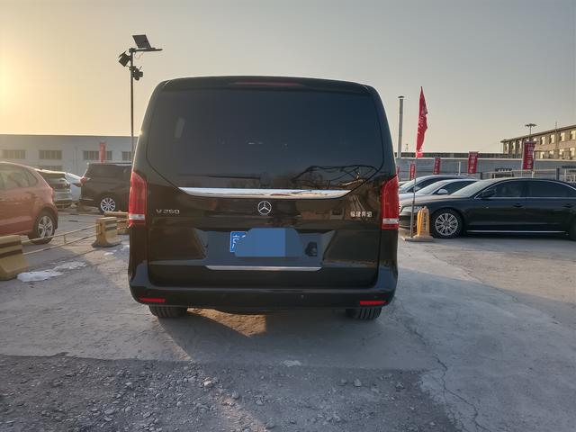 Mercedes-Benz V Class 2018 V 260 Navigator China V