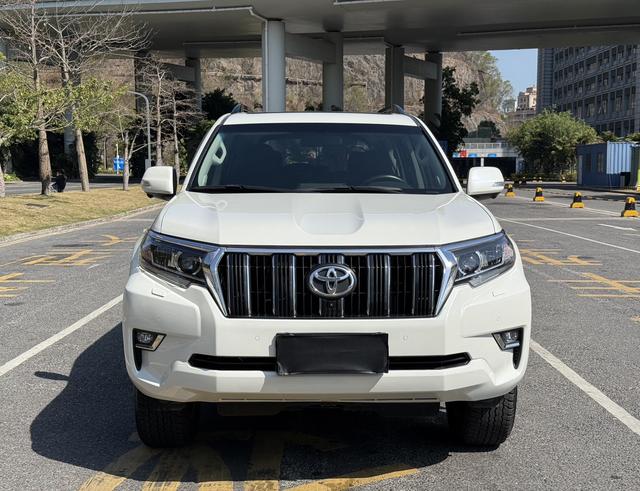 Toyota Prado 2018 3.5L Auto TX-L NAVI Rear spare tire