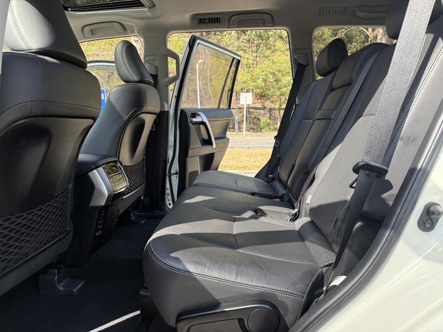 Toyota Prado 2018 3.5L Auto TX-L NAVI Rear spare tire