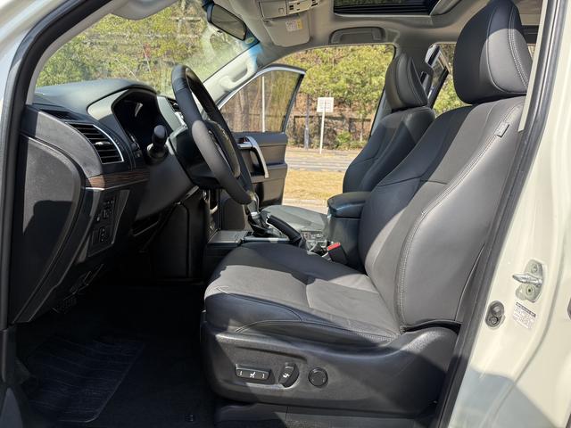 Toyota Prado 2018 3.5L Auto TX-L NAVI Rear spare tire